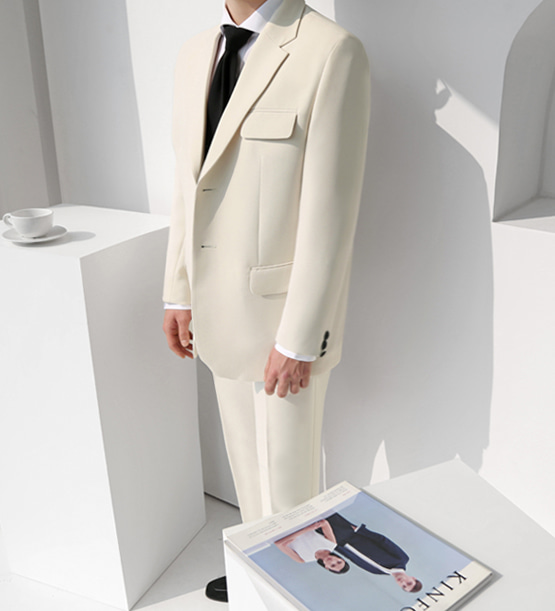 Pocket cream suit (1color)
